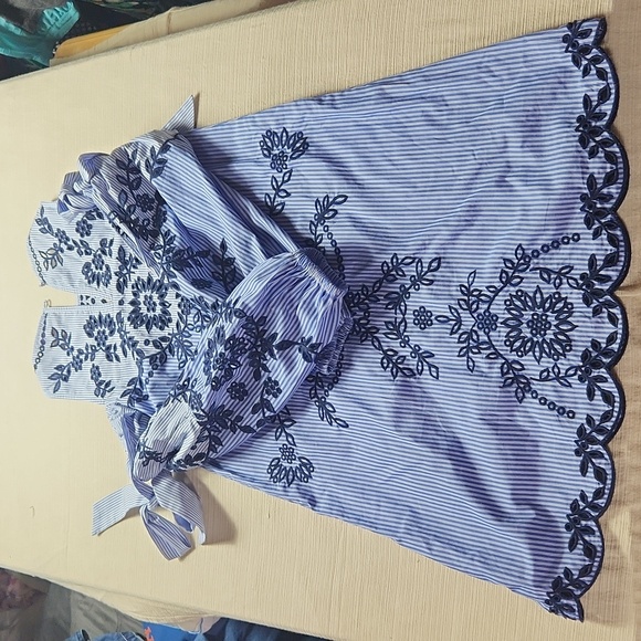 Parker xs dress - Picture 2 of 4